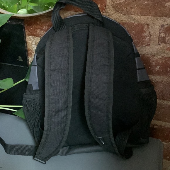 Nike Just Do It Small Backpack - Picture 3 of 5